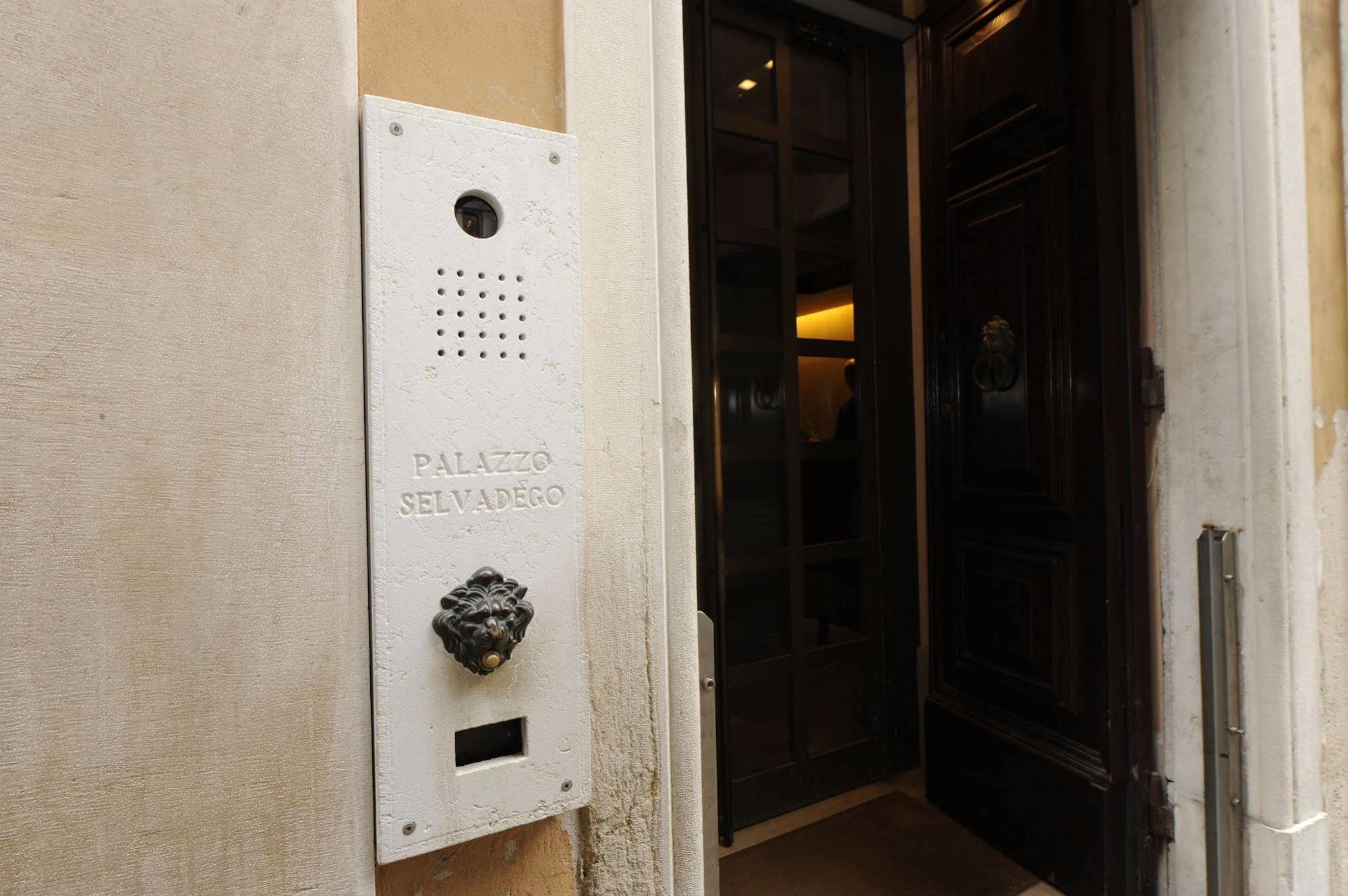 Отель Palazzo Selvadego Венеция Экстерьер фото